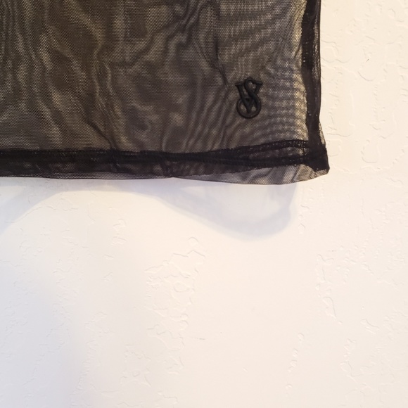 5/$25 🌵Victoria's Secret Sheer Top 🌵- {Size XS} - Picture 3 of 3